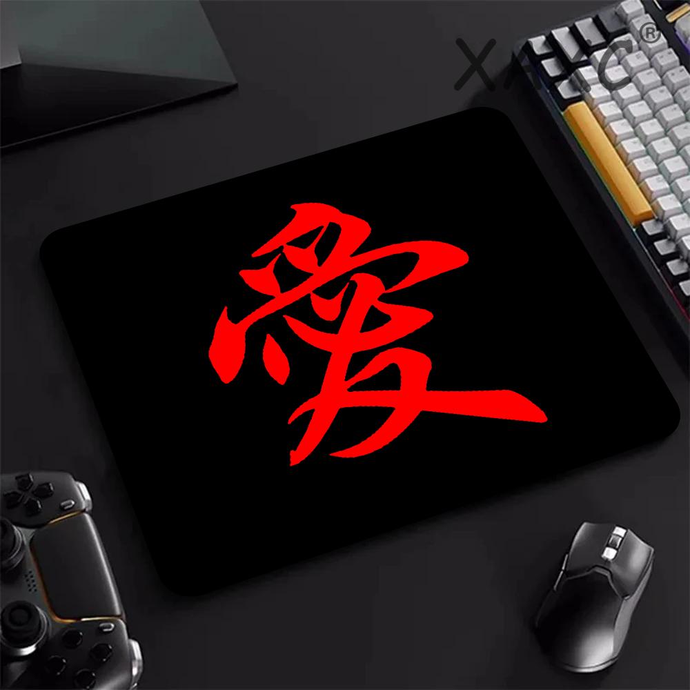 لوحة ماوس رياضية إلكترونية بشخ - مراجعة Esports Gaming Mouse Pad وسعره